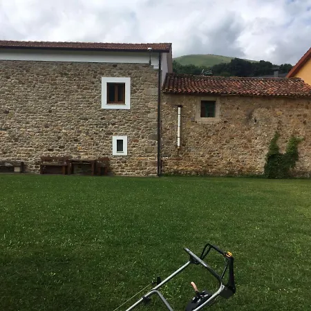 Casa La Abuela De Alceda 펜션