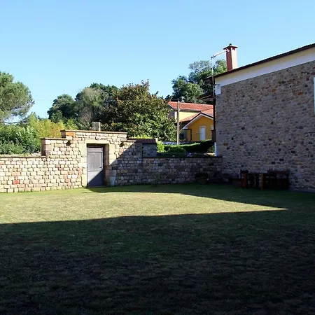 Casa La Abuela De Alceda * Corvera de Toranzo