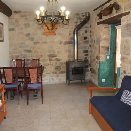 Casa La Abuela De Alceda Сasa de vacaciones Corvera de Toranzo